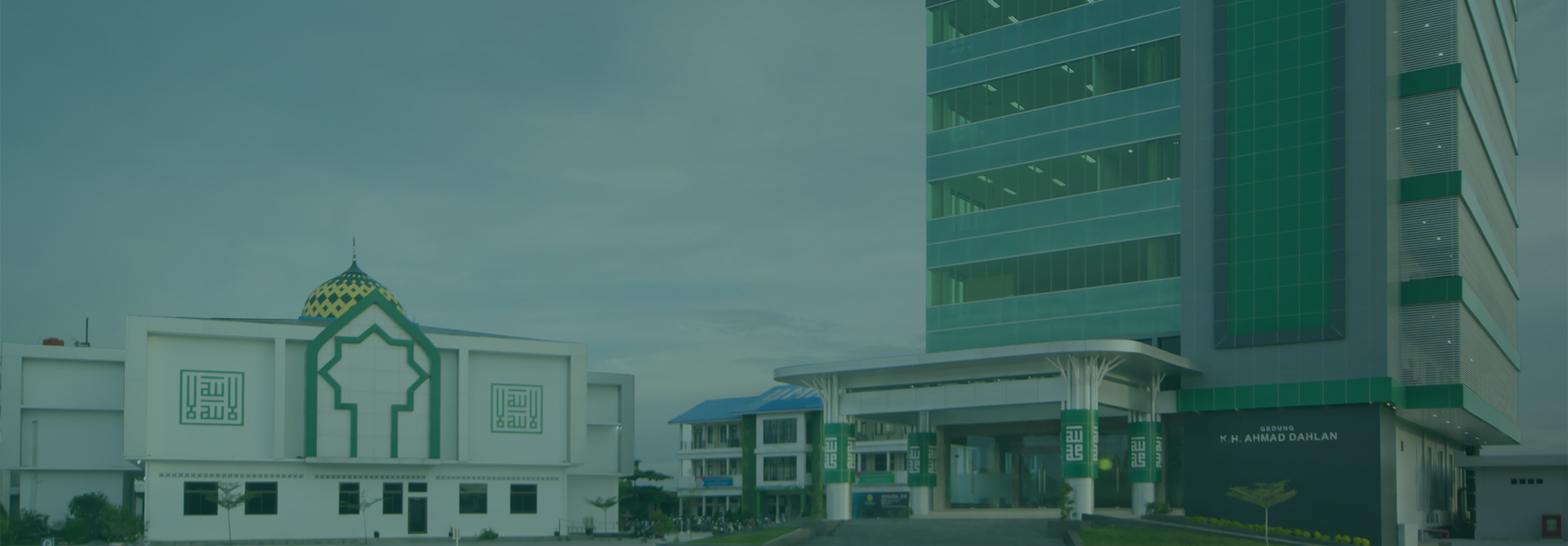 MENCETAK PROFESIONAL KEUANGAN MASA DEPAN